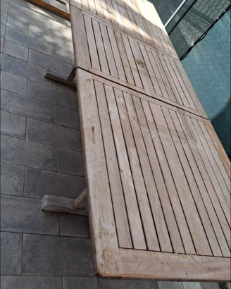 Tavolo in teak