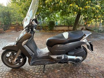 Aprilia Scarabeo 500