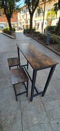 tavolino da esterno/interno con sgabelli