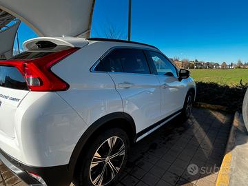MITSUBISHI ECLIPSE CROSS 2.2 D 4WD TETTO+PELLE AUT