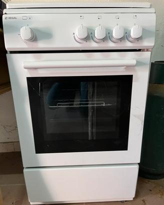 Cucina 4 fuochi con forno