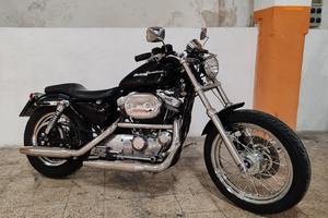 Harley-Davidson Sportster 883