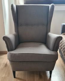 Comoda poltrona Ikea Strandmon