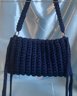 Shoulder bag con frange personalizzata
