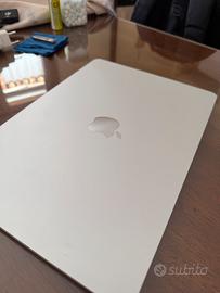 MacBook Air 13" M4 (2025) - 16GB RAM / 256GB SSD