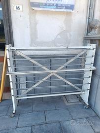 ESPOSITORE PER TOVAGLIE 