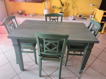 Tavolo con 4 sedie scavolini
