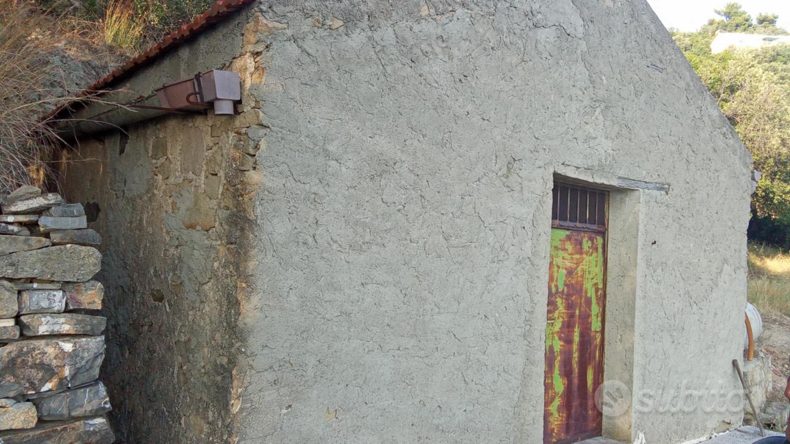 Terreno di quasi un ettaro panoramico cn ruderino - Vista 3