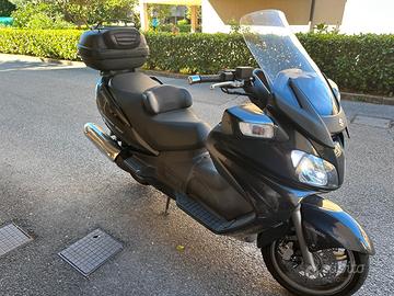 Suzuki Burgman 650 executive abs