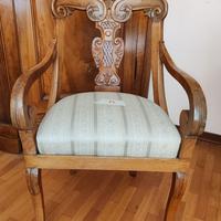 Poltrona francese in legno di noce