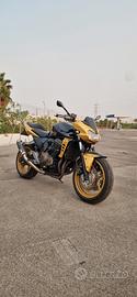 Kawasaki Z-750 - 110 cv - 2005