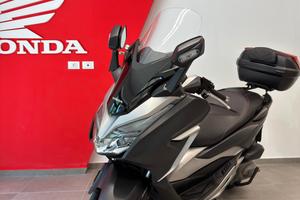 Honda Forza 300