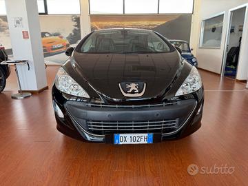 Peugeot 308 2.0 HDi 140CV CC Féline