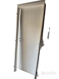 Porta battente  80x213