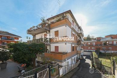 TRILOCALE CON GIARDINO