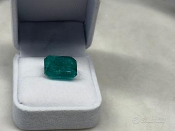 Smeraldo certificato GIA