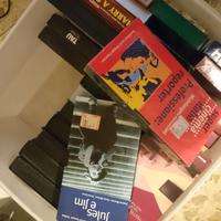 Cassette VHS vuote o film, nuove o usate, pulizia