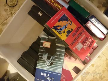 Cassette VHS vuote o film, nuove o usate, pulizia