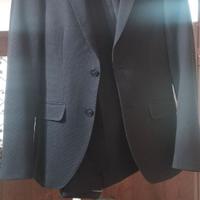 elegante vestito completo per ragazzo