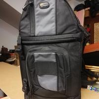 Zaino fotografico monospalla Lowepro