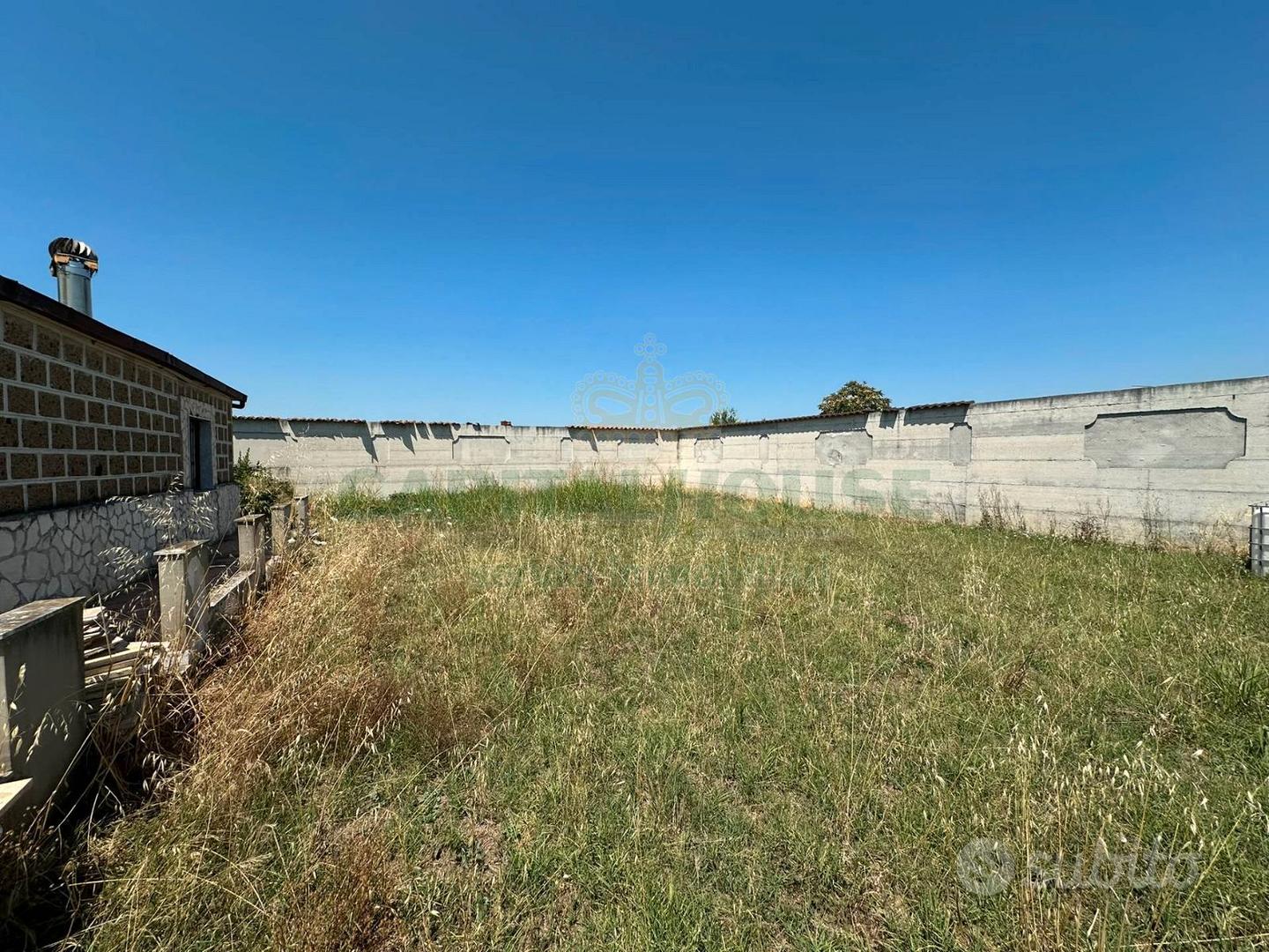 S2 TERRENO EDIFICABILE CON STRUTTURA - Vista 4