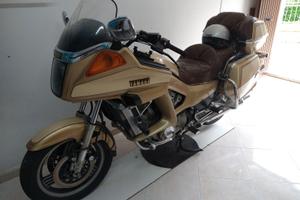 Yamaha royal venture 1200cc xvz12