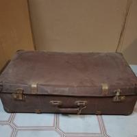 Valigia antica in cartone 
