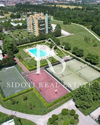 Appartamento di 139 m² con 3 locali e box auto a S
