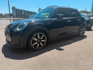 Mini 1.5 Cooper Yours