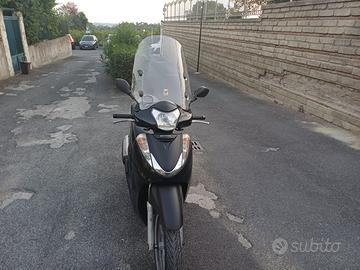 Honda SH 300i Sport