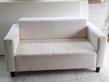 Divano a 2 posti