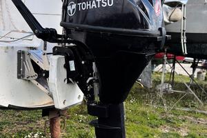 Fuoribordo Tohatsu 9.8 CV 4 Tempi - Come Nuovo - S