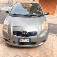 Toyota Yaris 1.0 3 porte