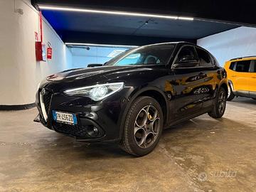 Alfa Romeo Stelvio 2.2 Turbodiesel 210 CV AT8 Q4 B