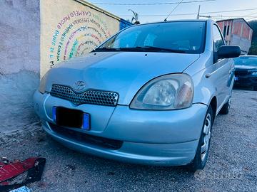 Toyota yaris benzina