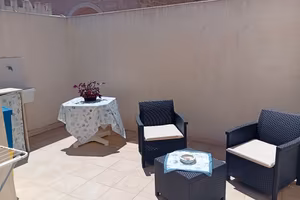 monolocale in centro a 50 MT dalla spiaggia 