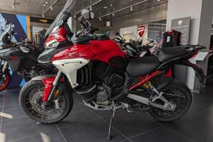 Ducati Multistrada V4 S RALLY TRAVEL&RADAR RED