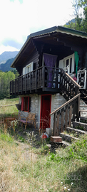 Chalet in val brembana con giardino e camino