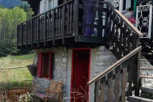 Chalet in val brembana con giardino e camino