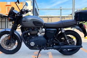  Triumph Bonneville T120 black 
