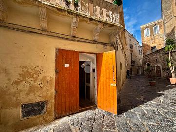 NEGOZIO A BARI