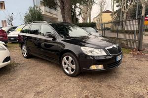 SKODA Octavia 2.0 TDI FAP Wagon Elegance
