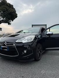 DS 3 1.6 THP 130 cv Just Black