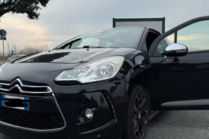 DS 3 1.6 THP 130 cv Just Black