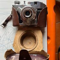 macchina fotografica antica funzionante