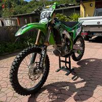Kawasaki kxf 250 cross