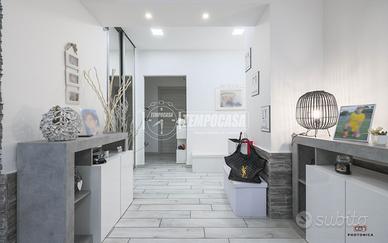 CPM4 AMPIO E LUMINOSO CINQUE LOCALI IN CENTRO AD A