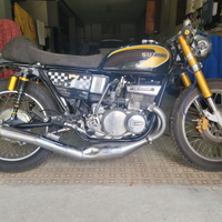 Suzuki gt 550