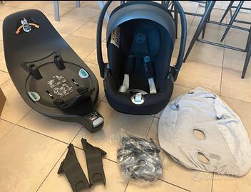Ovetto cloud z-isize  con base isofix