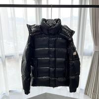 Moncler Maya nero lucido. Taglia piccola da uomo M